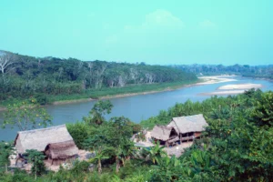 Abandoned in the Amazon, Peru's Purús Dreams of Joining Brazil