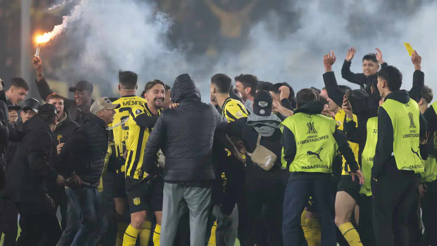 Flamengo's Libertadores Dream Shattered: Peñarol Advances to Semi-Finals
