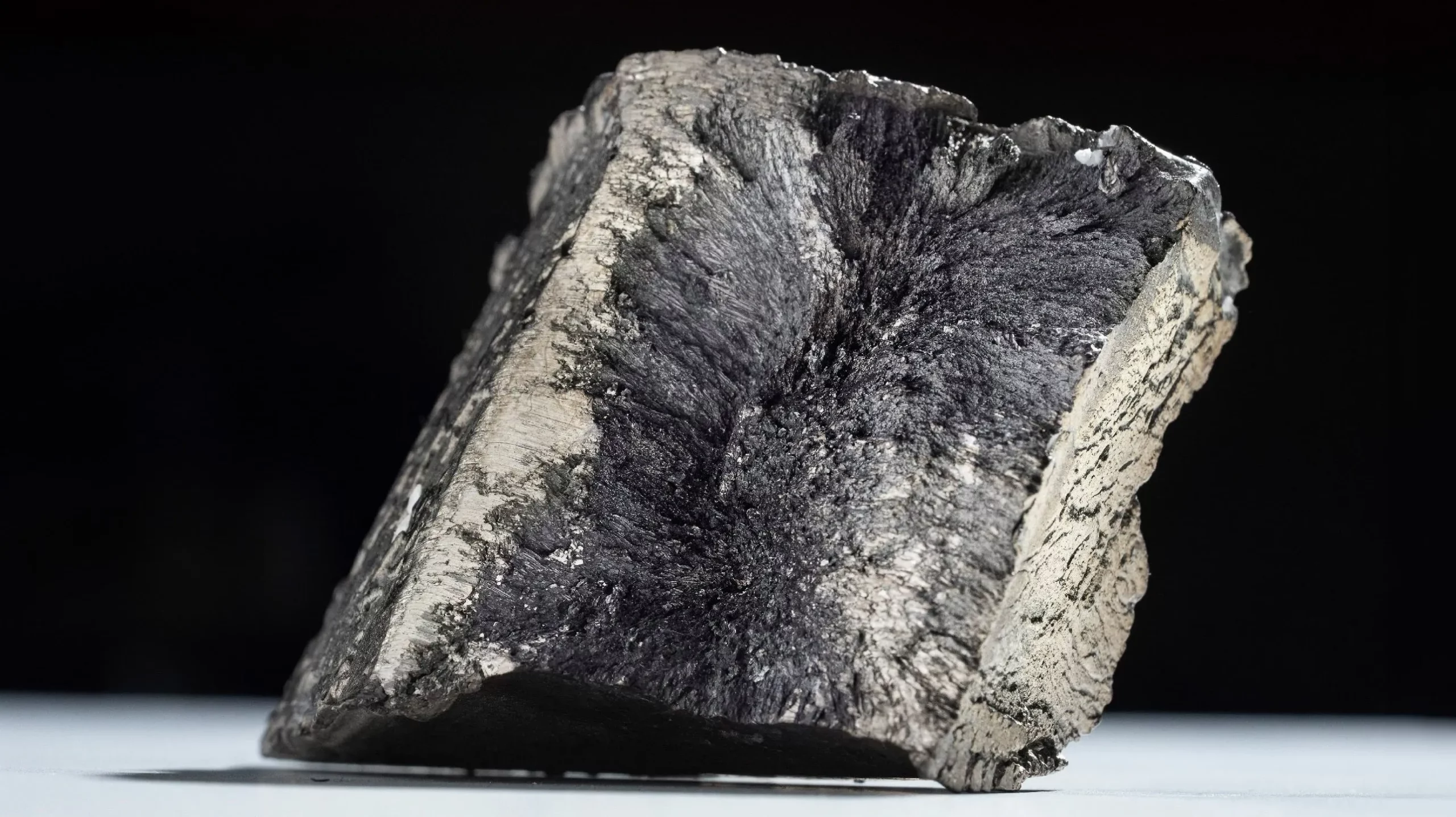 China Expands Rare Earth Reserves, Strengthening Global Dominance