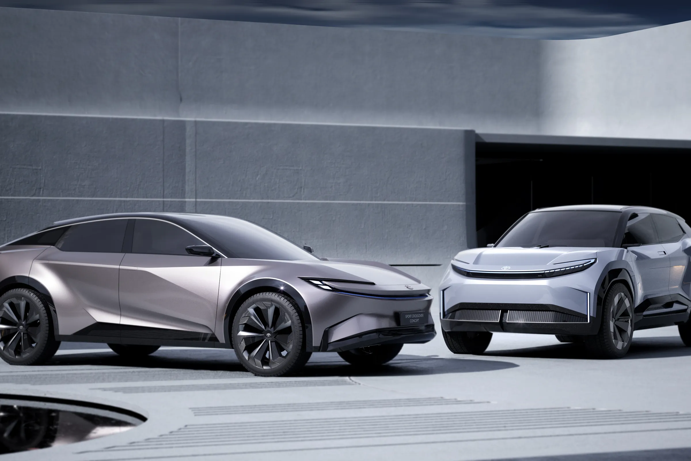 Global EV Market Shifts Prompt Toyota to Lower Production Forecast