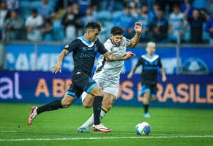 Criciúma Stuns Grêmio in Crucial Brazilian Championship Match
