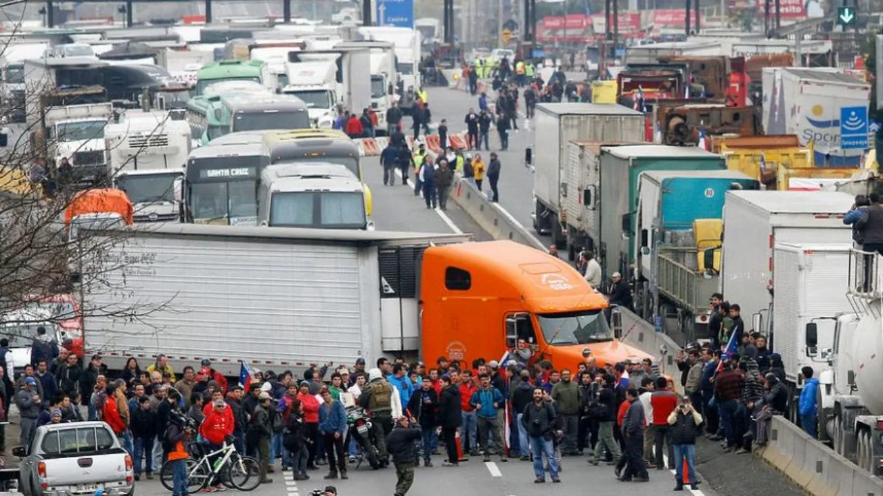 Guatemala Fuel Protests Shut Border Crossings: What Travelers and Expats Need to Know