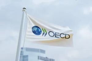 OECD Urges Colombia to Simplify Taxes and Adhere to Fiscal Rule