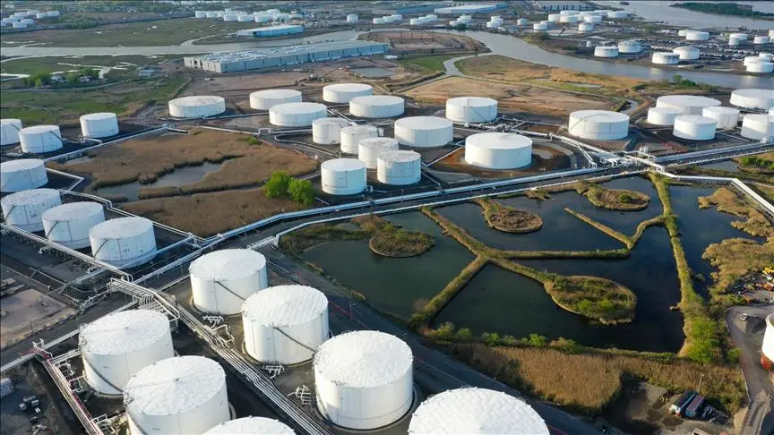 Oil Prices Plummet Amid Demand Worries: A Week of Steep Declines