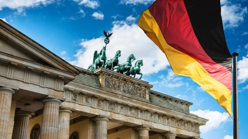 Germany Revises Economic Forecast, Predicts Recession for 2024