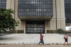 Major Brazilian Banks Raise Mortgage Rates and Tighten Lending Requirements