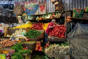 Chile Maintains Top Latin American Credit Rating Due to Fiscal Discipline