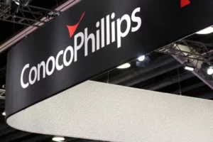 Energy Giants Navigate Volatile Market: ConocoPhillips and Shell Reveal Q3 Results