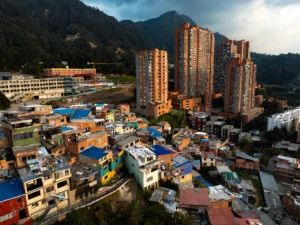 Colombia's Housing Crisis Drives Insolvencies to 10-Year High