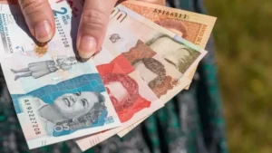 Tax Collection Struggles in Colombia: A Closer Look at the Economic Impact