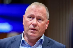 Norway's Trillion-Dollar Fund Chief Raises Red Flags on AI Market Domination