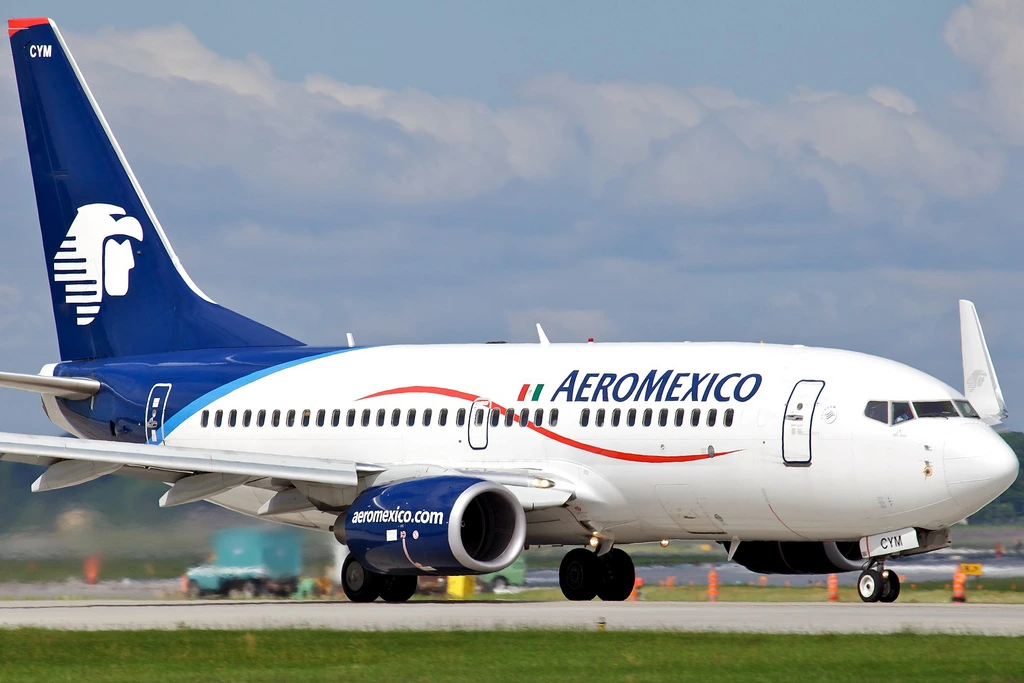 Aeromexico's Credit Ratings Climb After Debt Refinancing Plan