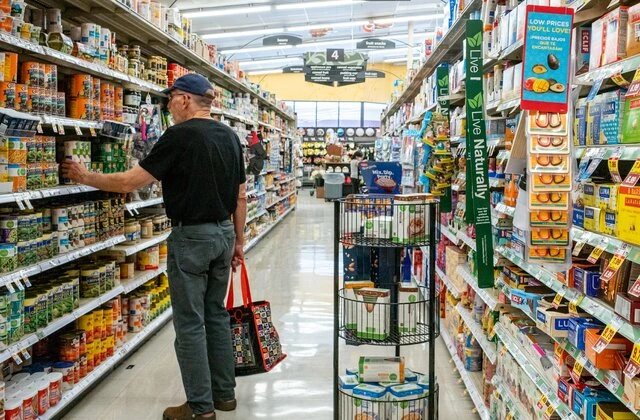American Consumer Confidence Hits Nine-Month High