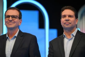 Rio Election: Centrist Paes Maintains Lead as Bolsonaro-Backed Ramagem Rises