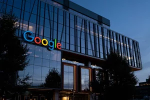U.S. Justice Department Considers Breaking Up Google to End Search Monopoly