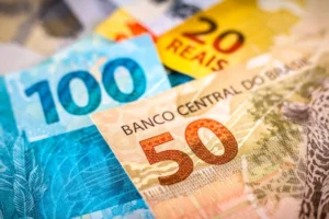 Brazil's Currency Flow Remains Positive in 2024, Central Bank Reports