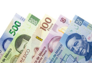 Mexican Peso Plummets to Two-Year Low Despite Economic Growth