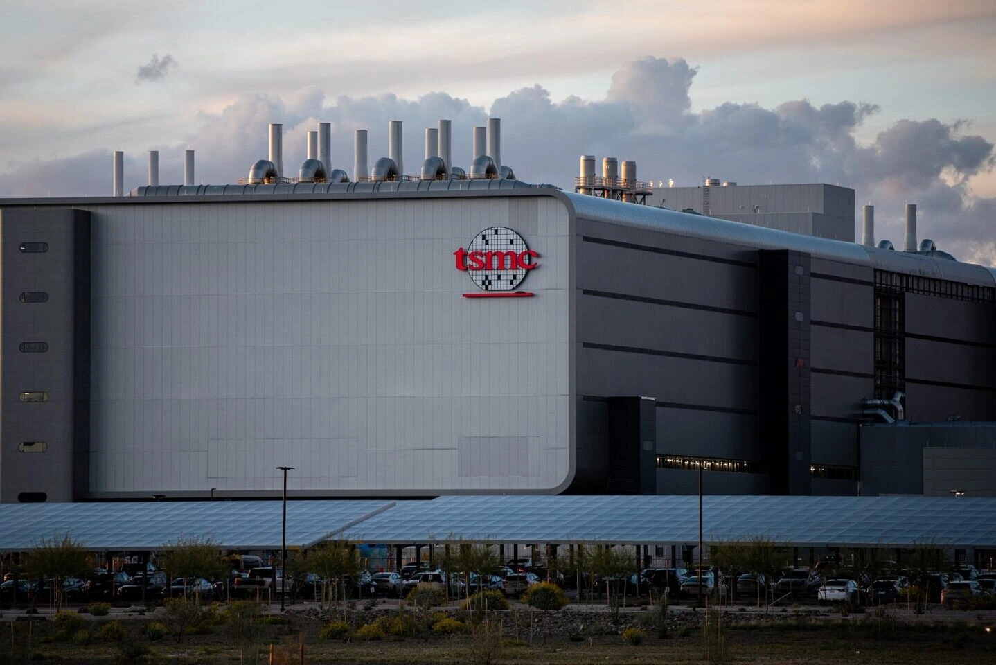 U.S. Chip Victory as TSMC Arizona Plant Beats Taiwan