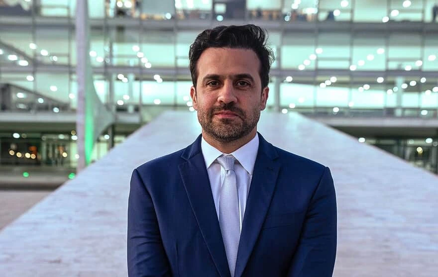 Pablo Marçal Emerges as a National Figure, Splitting the Right for 2026 Election