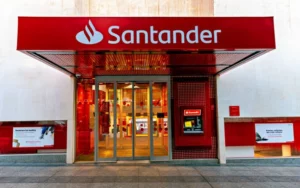 Santander Brazil's Q3 Profit Surges 34%, Market Remains Cautious