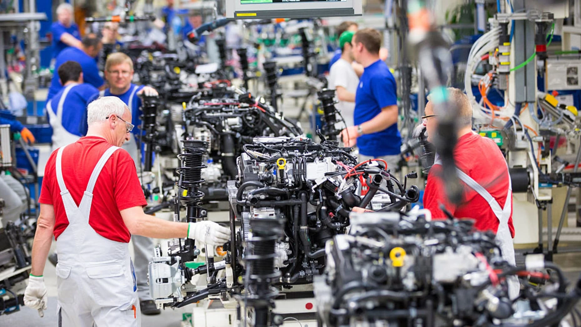 Challenges Mount for Germany's Industrial Sector as Confidence Wanes