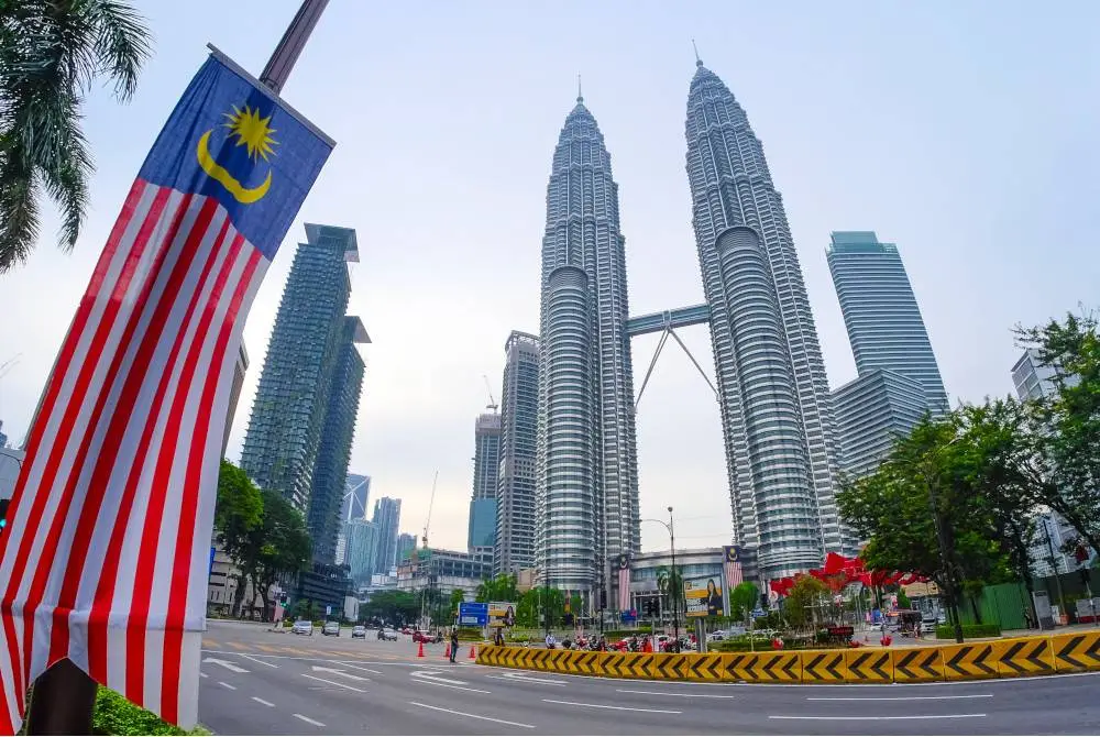 Malaysia Thrives Economically, Stagnates Politically