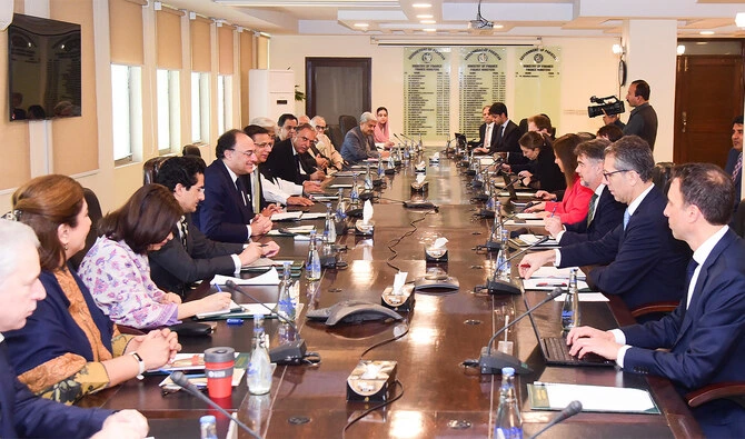 Pakistan Faces Challenges in Meeting IMF Loan Terms