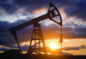 Oil Prices Rise Amid Fluctuating Demand Indicators and U.S. Inventory Data