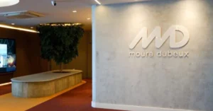 Moura Dubeux Announces First Dividend After Record Quarter