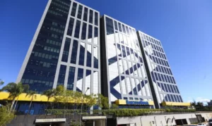 Banco do Brasil's Q3 Profit Rises 8.3% Despite Credit Concerns