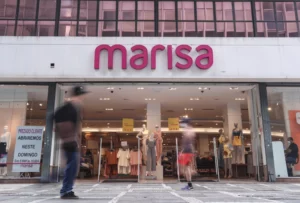 Marisa's Turnaround: Brazilian Retailer Cuts Losses and Boosts Sales in Q3 2024