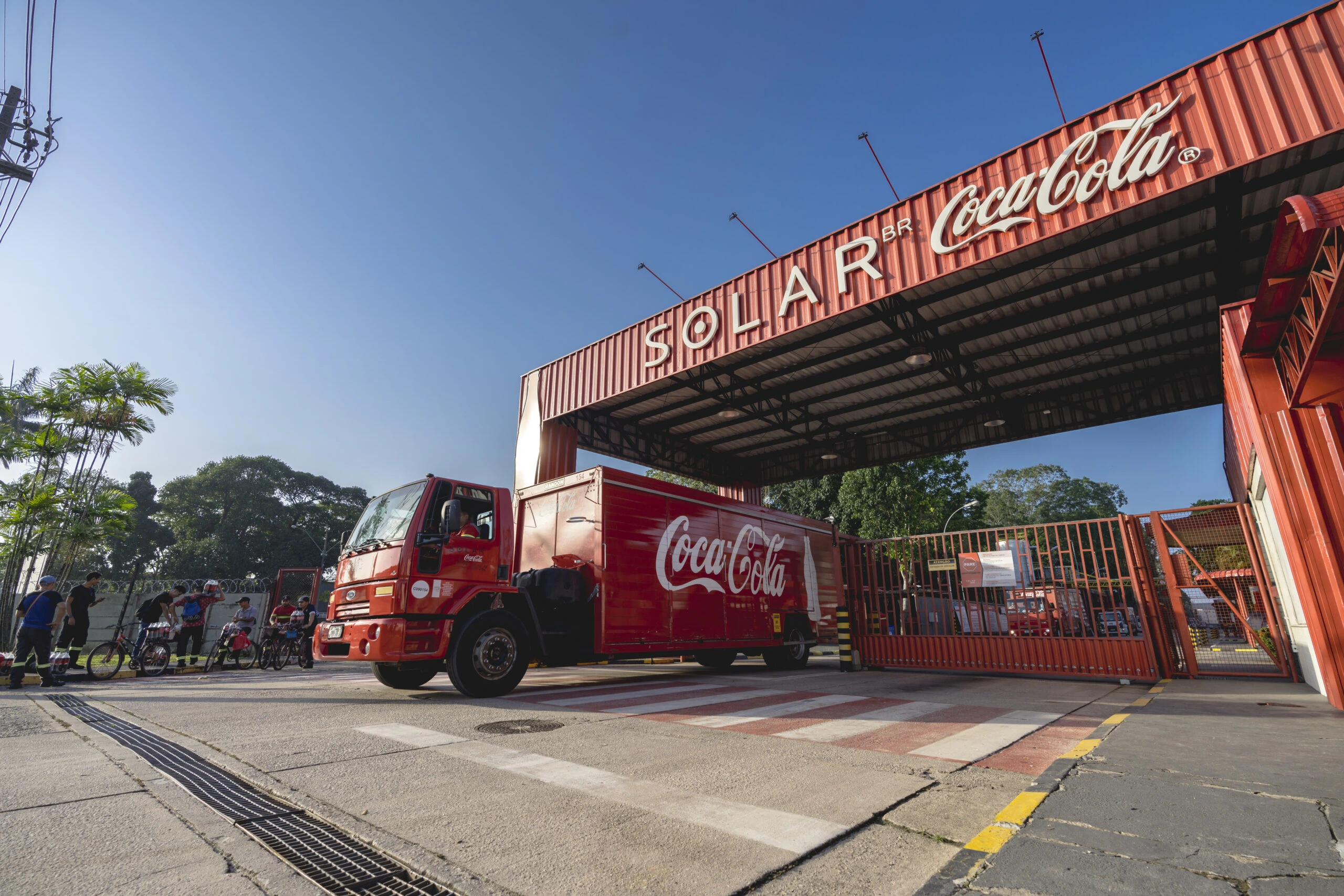 Brazilian Beverage Giant Solar Bebidas Considers IPO Amid Growth