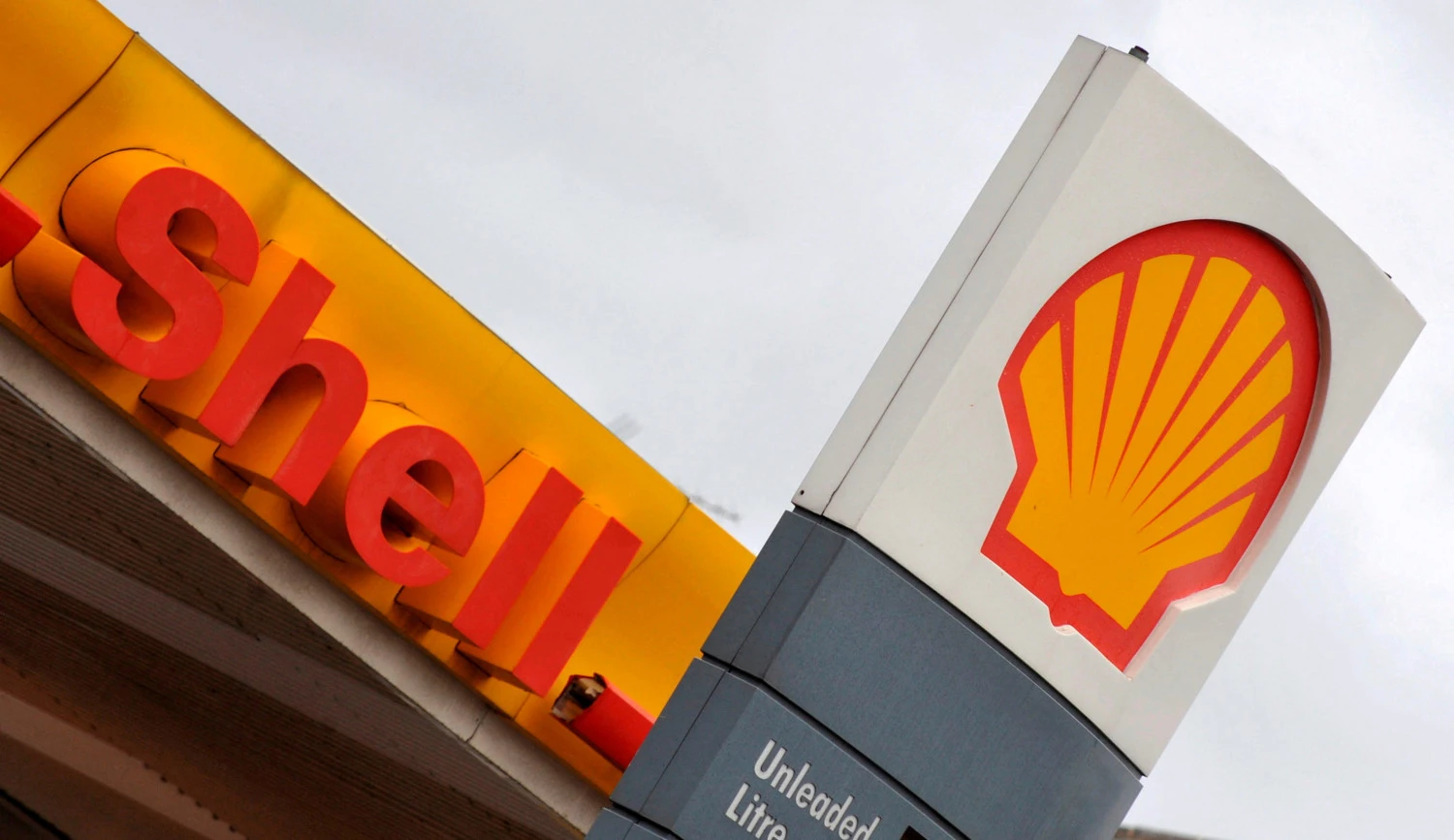 Dutch Judges Unplug Climate Activism: Shell Celebrates Victory