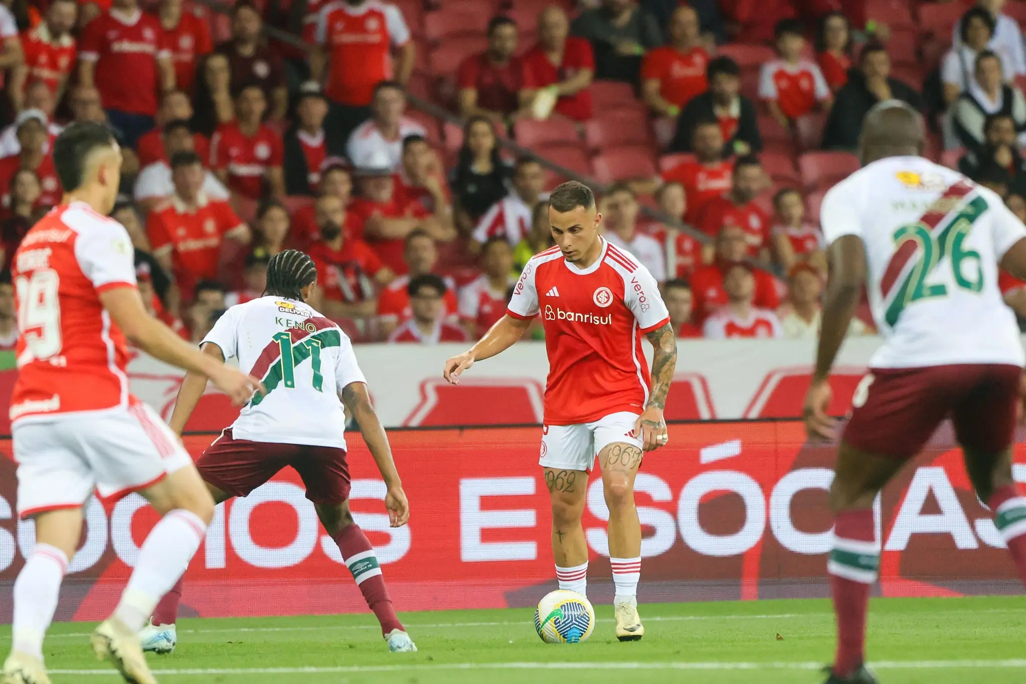 Internacional Secures Vital Win Against Fluminense, Climbs to Fourth in Brazilian League. (Photo Internet reproduction)
