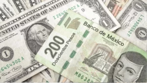 Mexican Peso Faces Headwinds as Banxico's Monetary Policy Announcement Looms