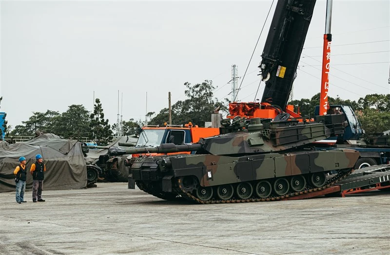 U.S. Tanks Roll into Taiwan: A New Chapter in East Asian Security