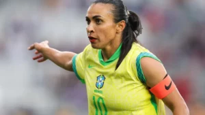 Marta, Soccer's Living Legend, Eyes Corinthians Move