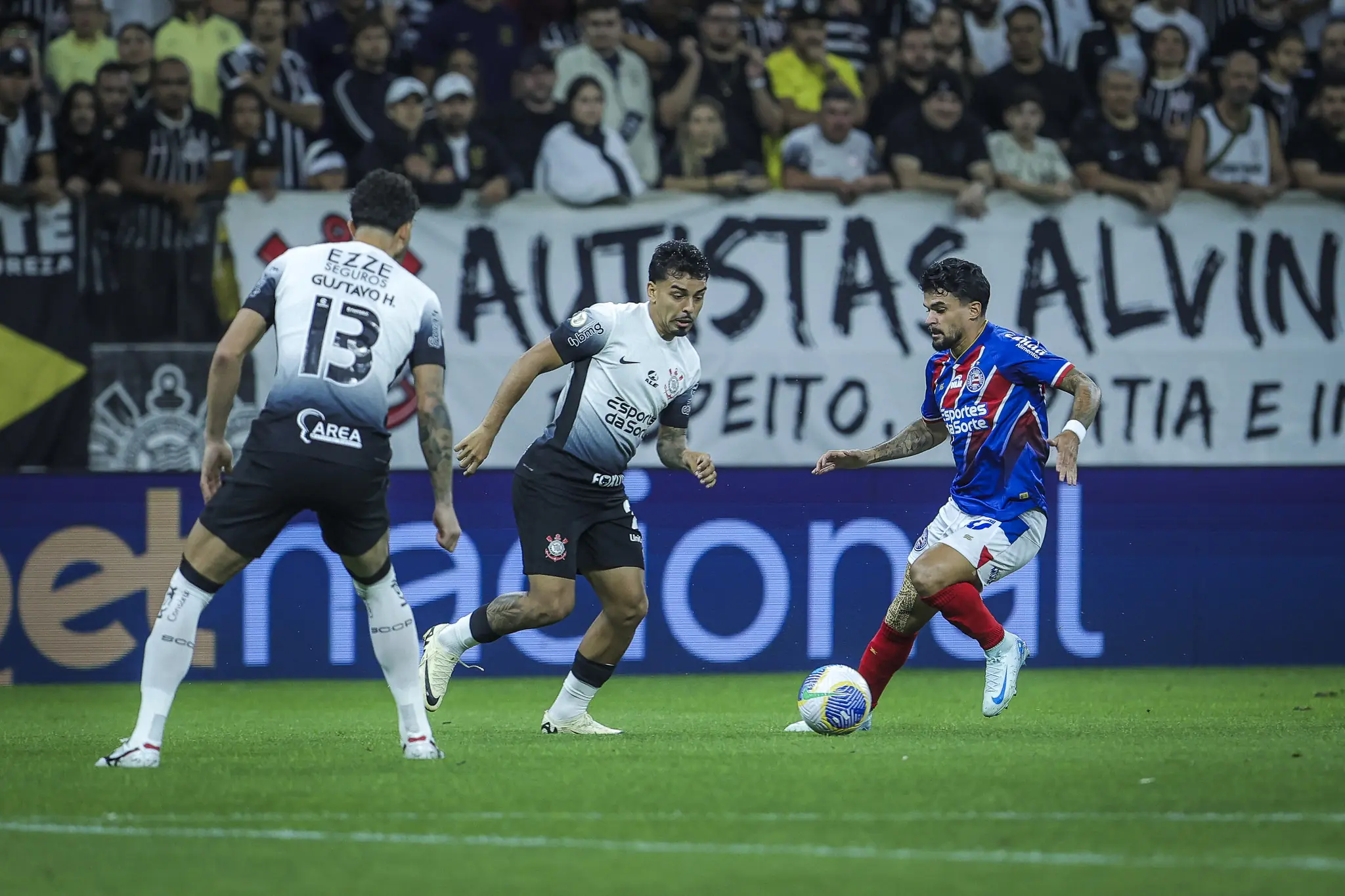 Corinthians Secures Crucial Victory, Edges Closer to Libertadores Spot. (Photo Internet reproduction)
