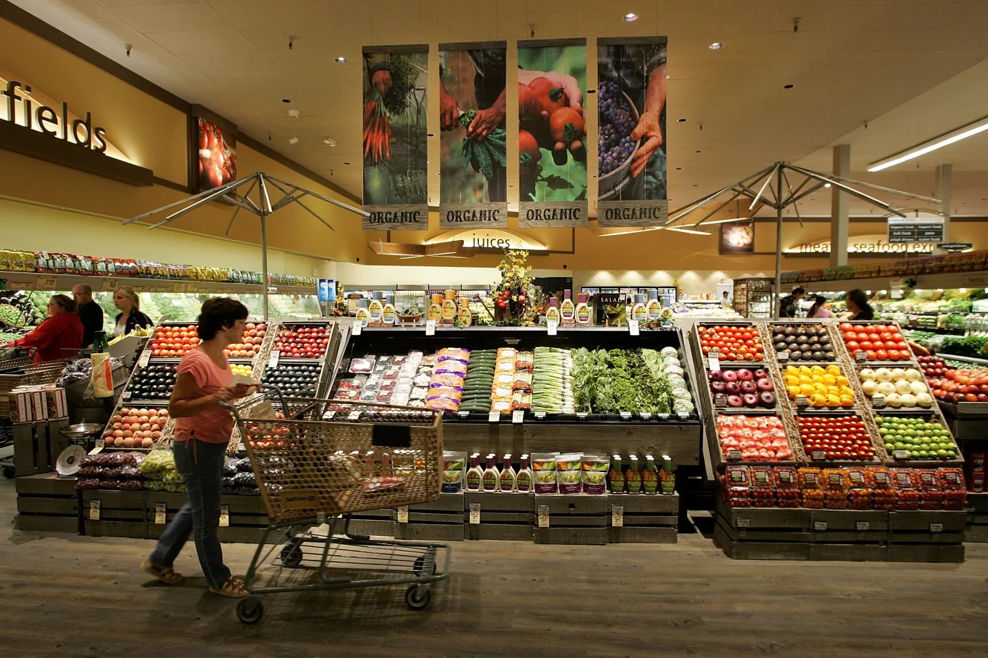 U.S. Inflation Edges Up, But Remains Below Expectations