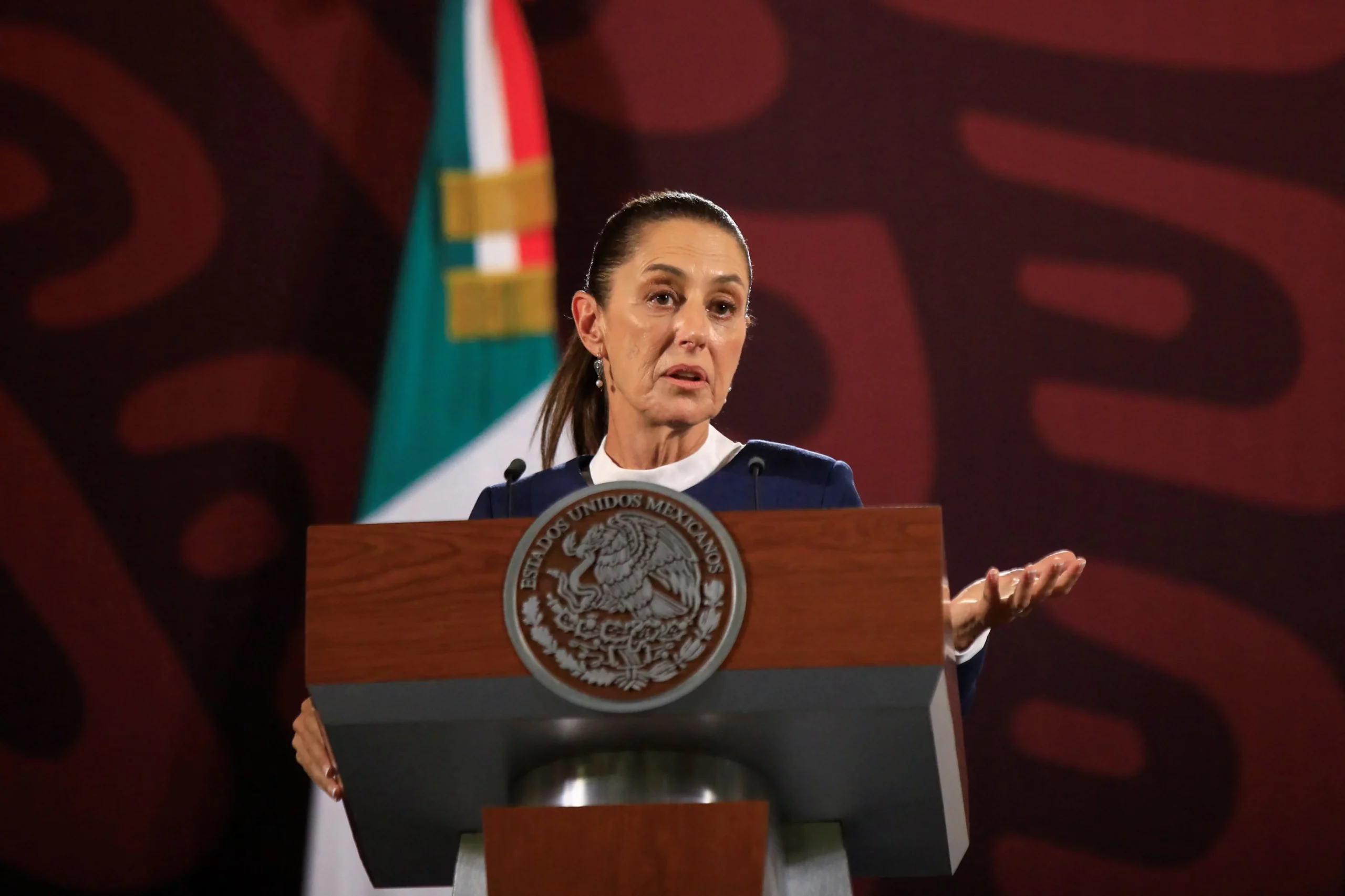 Analysts Lower Mexico's Growth Forecast to 1.17% Under Sheinbaum