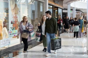 U.S. Consumer Confidence Takes Unexpected Dip in December