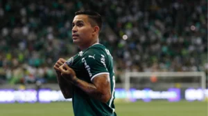 Dudu's Time at Palmeiras May Be Ending Amid Interest from Cruzeiro and Santos