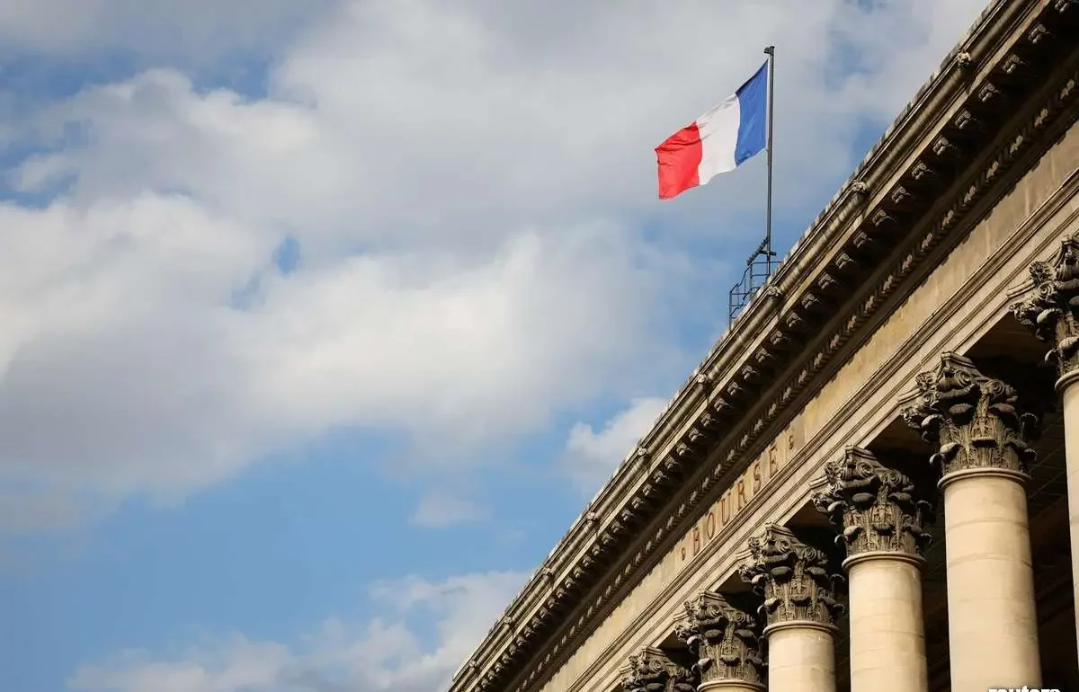 France Sinks Deeper into Financial Quagmire