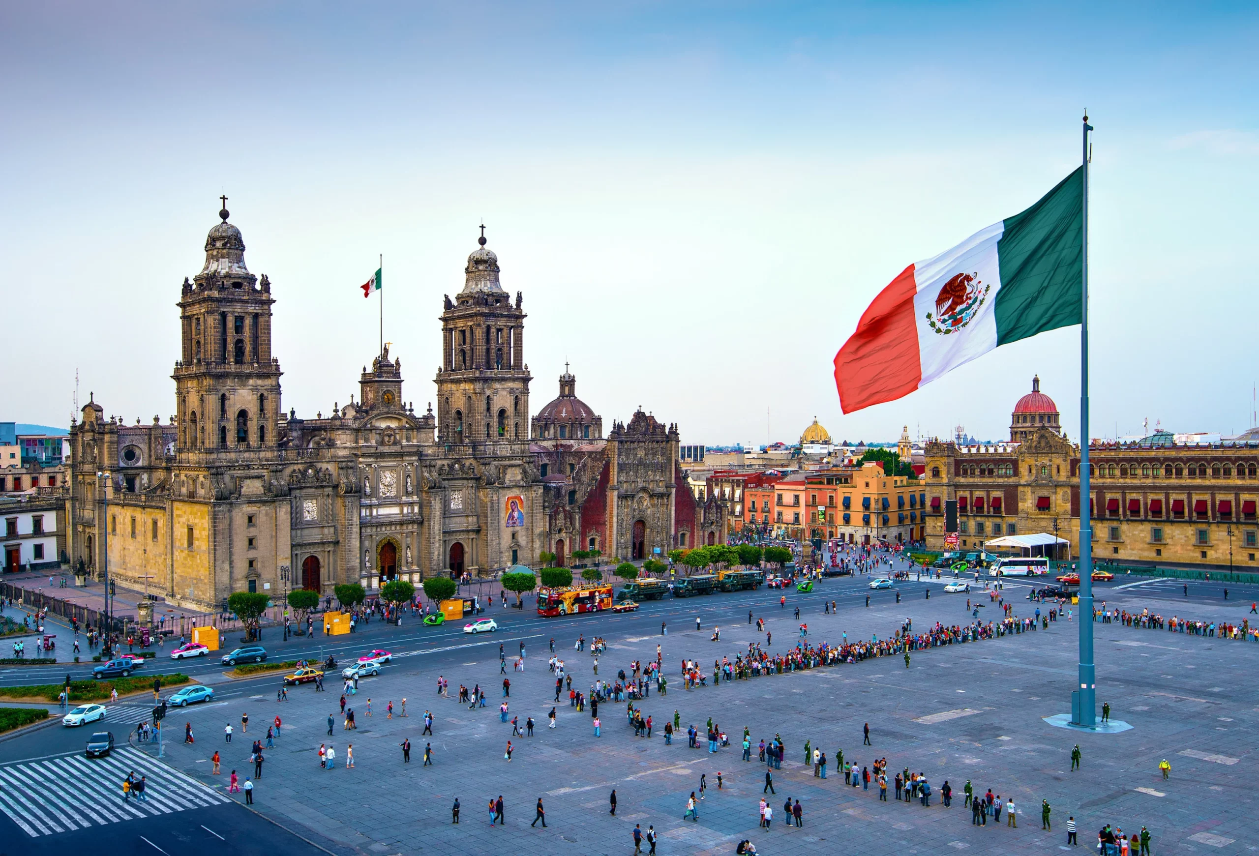 Mexican Economy Shows Signs of Modest Recovery in November