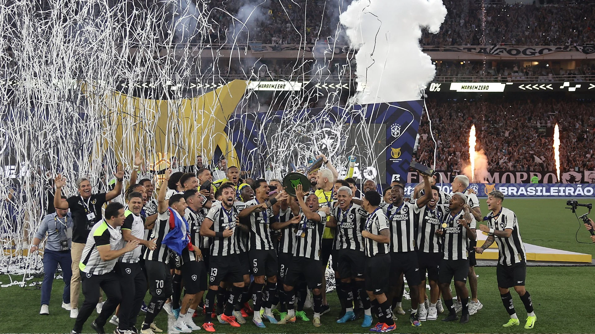 Botafogo Dominates Brasileirão Awards with Five Players in Ideal Team