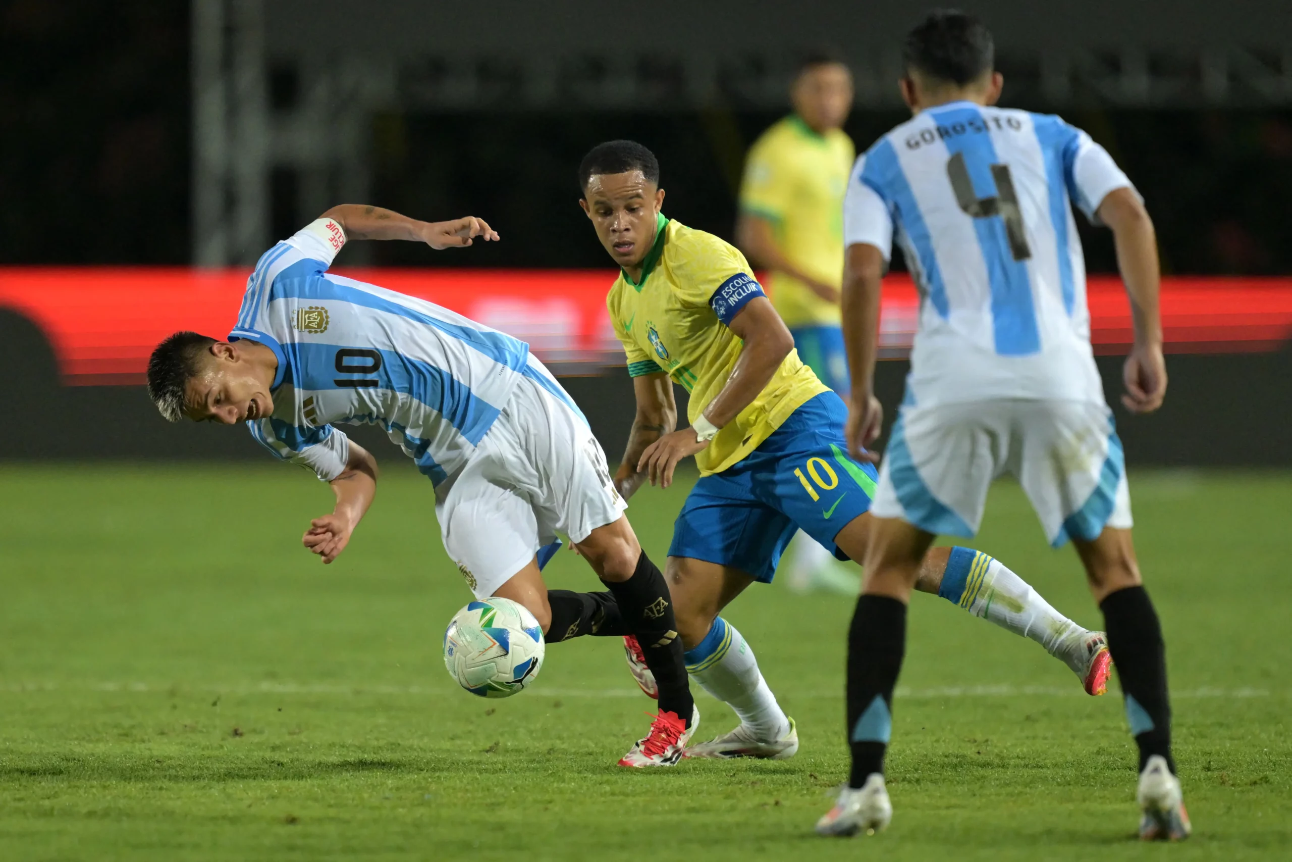 Brazil U-20 Crushed 6-0 by Argentina in South American Championship Opener. (Photo Internet reproduction)