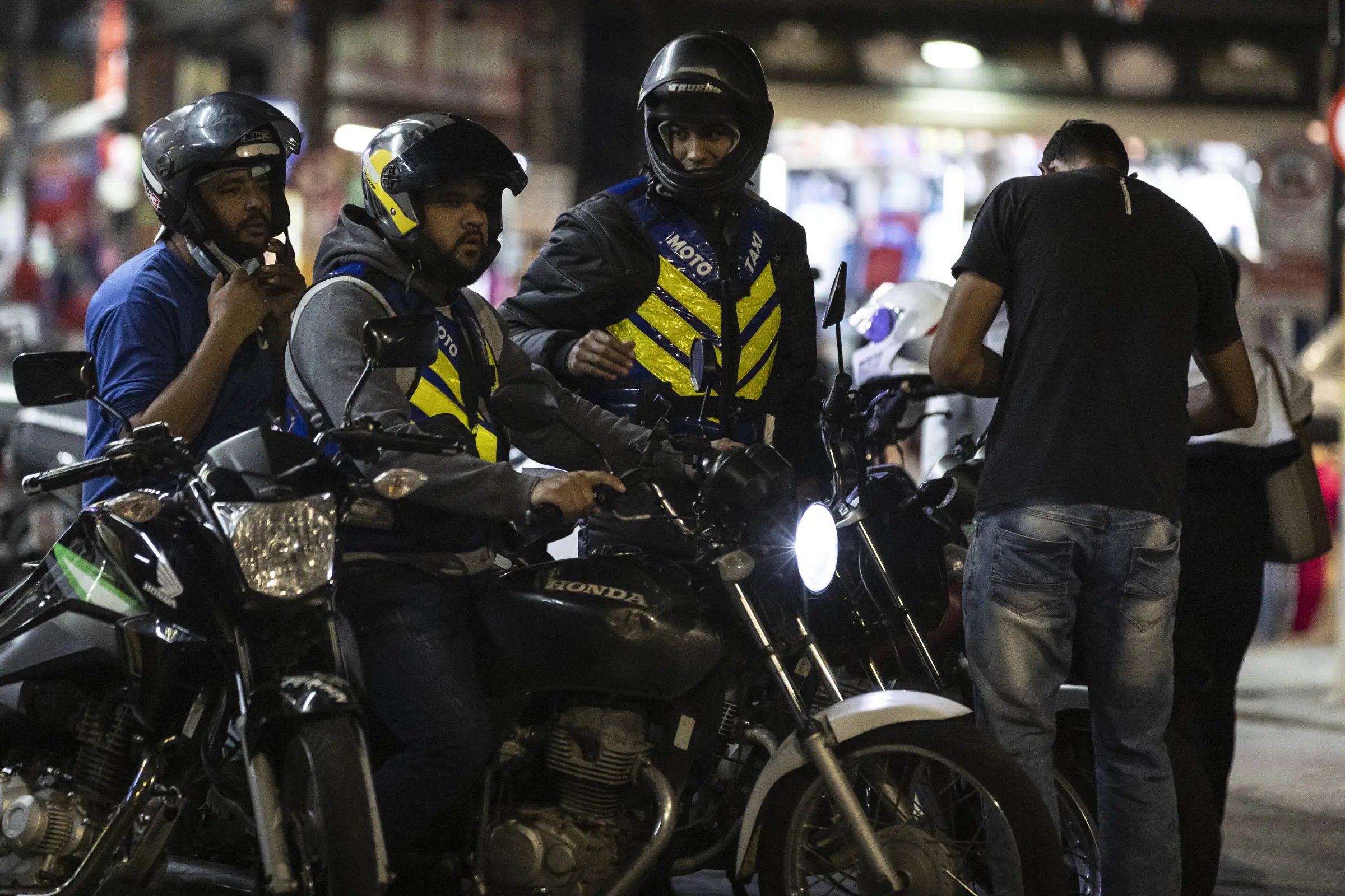 Ride-Hailing Giants Spark Mototaxi Revolution in São Paulo