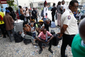 Nicaraguans Defy Ortega's Migration Crackdown During Holiday Season