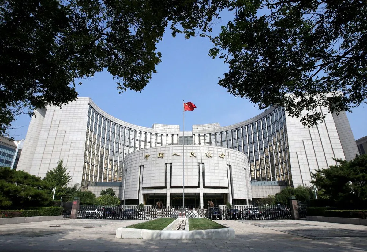 China Defends Yuan with Record $8.2 Billion Bill Issue
