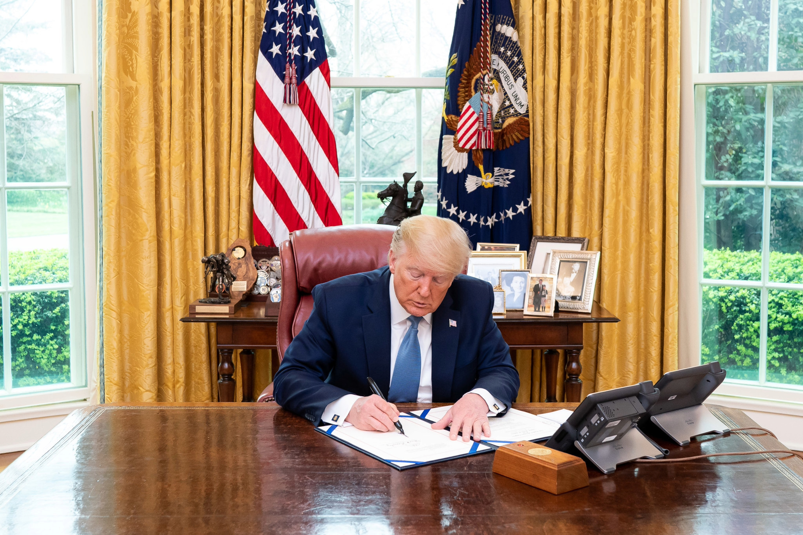 Mass Firings and Overhaul of Federal Workforce on Trump's Day Two